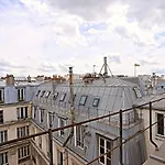 Appartement Air Conditioning, Calm & Comfort In The Heart Of Marais Paris