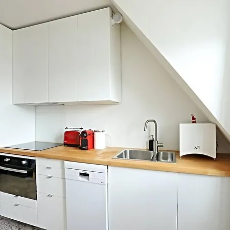 Daire Air Conditioning, Calm & Comfort In The Heart Of Marais Paris